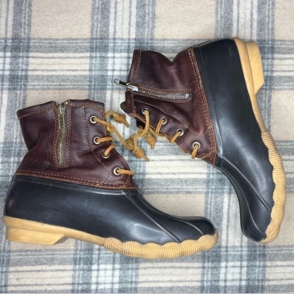 Sperry Saltwater Duck Boots 6 - Picture 1 of 10